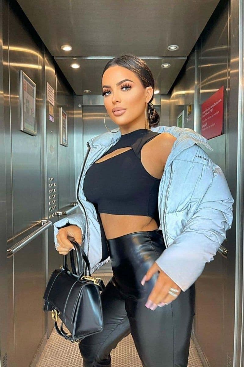 Black Cut Out Front Sleeveless Crop Top