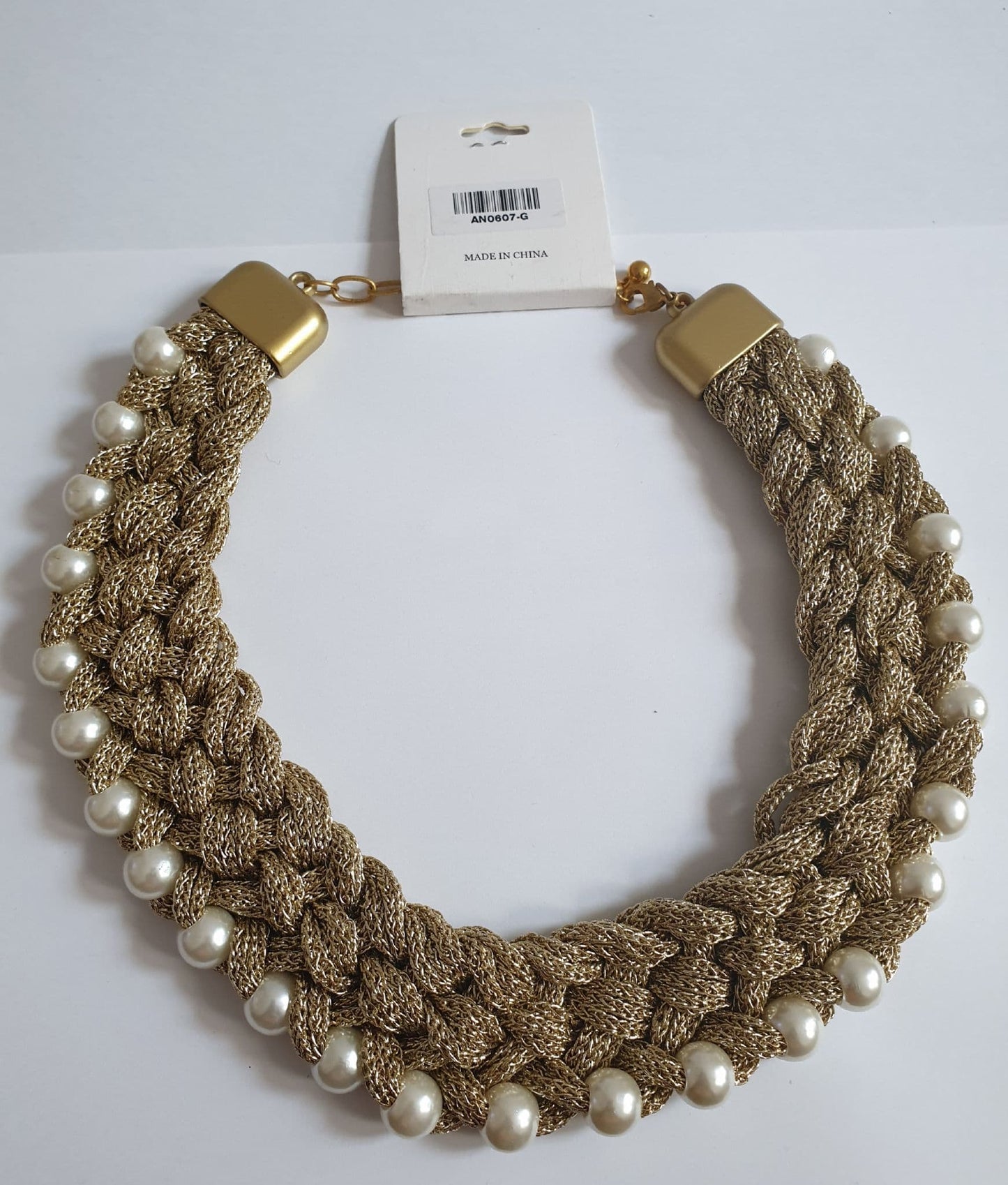 Gold Colour Necklace With Pearl.