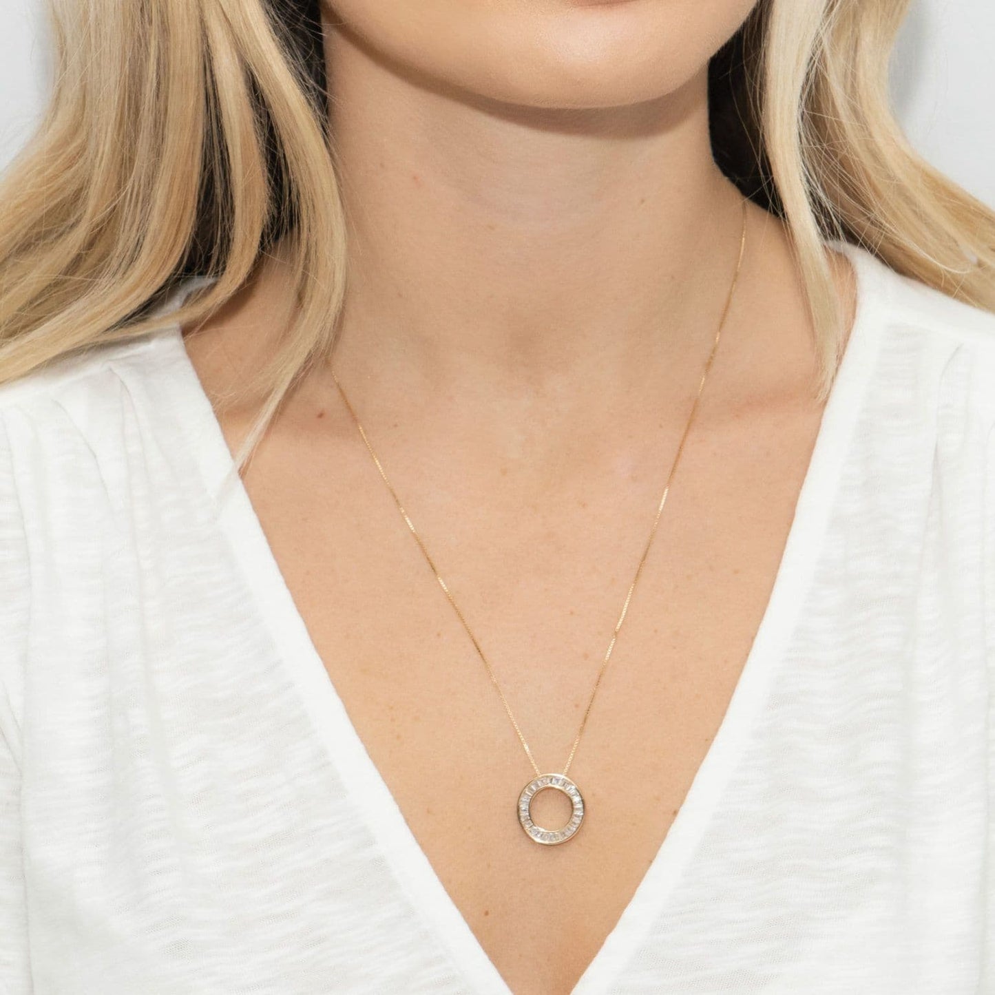 Halo Zirconia Crystal Baguette Circle Necklace